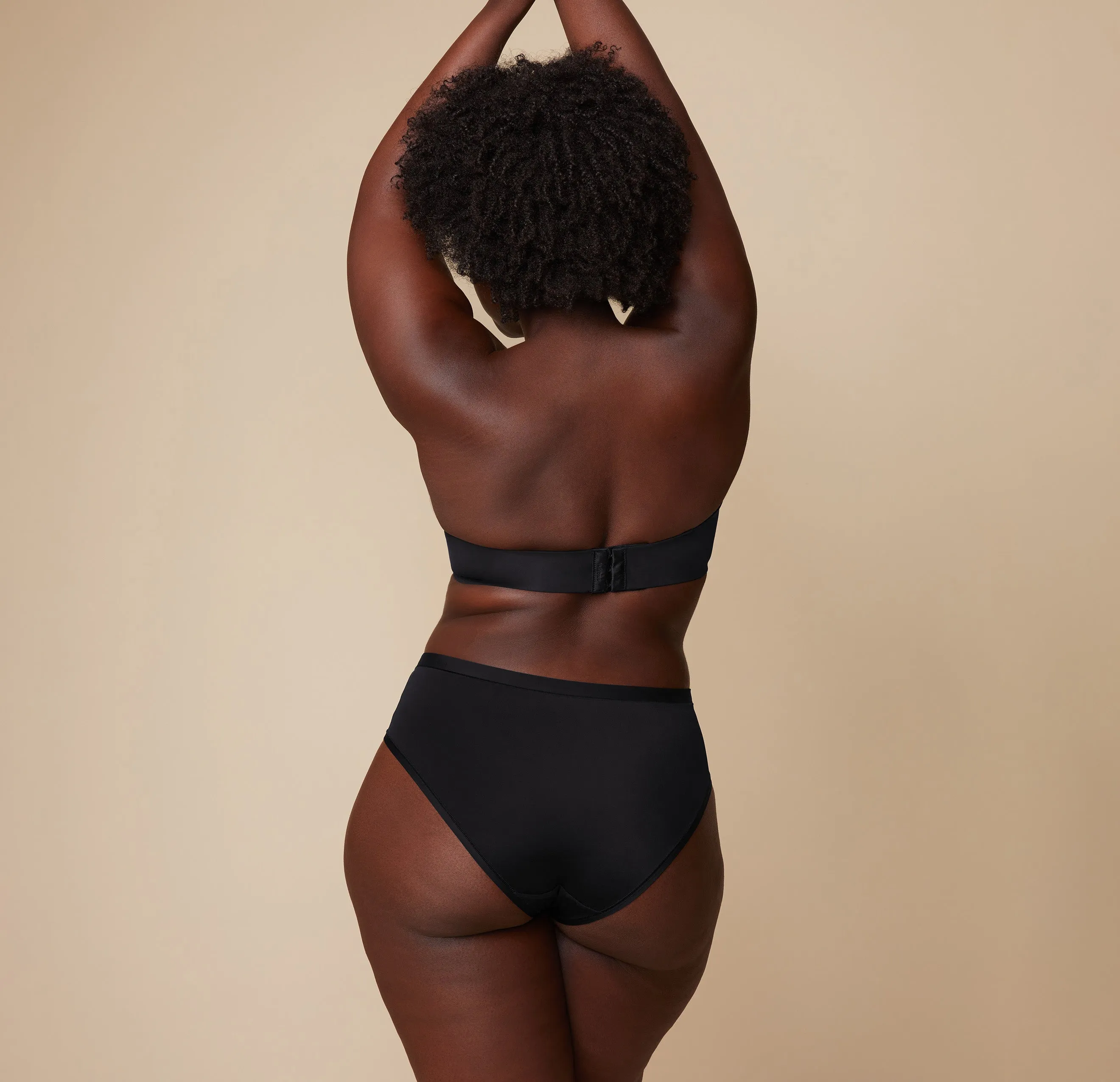 Base Strapless Bra - Black